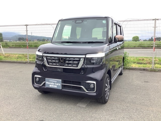 ホンダ N-BOXカスタム 