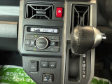 快適装備のオートエアコン♪ 温度設定をすれば、自動で車内の温度管理をしてくれる優れ物です☆彡