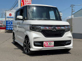 キッズスペースもございます♪お子様連れの方もごゆっくりとお車を見ていただけます☆