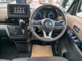運転席 視界がよく操作しやすいスイッチ類がドライブをサポートいたします!