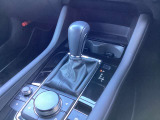 MTモード付です!MT感覚でシフトチェンジできます。MT車が少なくなってきた現在に面白さを取り入れた装備です。走る歓びを!