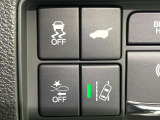 【パワーバックドア】スマートキーや運転席のボタンを押すだけでリアゲートが自動で開閉します!荷物を持っている時や、高い位置にあるバックドアを閉める際に便利な機能です♪