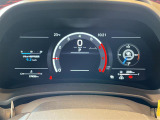 【スピードメーター】メーターがシンプルで見やすく運転しやすいですね。A