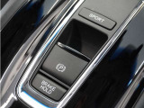 ◆オートブレーキホールド機能付き電子パーキングブレーキ◆ブレーキペダルを足から離しても停車状態を保ちます。アクセルを踏めば自動でブレーキが解除され、発進可能!