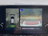 アラウンドビューモニター付です。上から丸見え、車庫入れも安心!