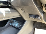 ビルトインタイプの【ETC】で見た目もスッキリ。高速道路の利用にとても便利です。スマートフォンなどの充電に便利なUSBジャック。運転席からも助手席からも使いやすいです。