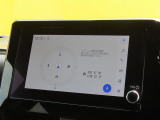 ディスプレイオーディオ(コネクティッドナビ対応)搭載。Tコネクトご契約で2030年1月までナビ機能が無償で利用できます。期限到来後は有償で継続可能です。(車載ナビは非搭載)