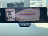 360度ビューモニター 4つのカメラで前後左右、俯瞰映像を表示、ドライバーからは見えない領域の危険認知をサポートするシステム搭載!