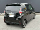 バックで駐車場から出る時、横切る車にヒヤッとした体験ありませんか?RCTA(後退時車両検知警報)が付いているので、近付く車を検知してブザーでお知らせしてくれますよ♪