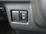 運転席にはシートヒーターを装備しております!
