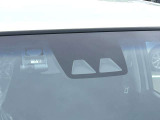 衝突被害軽減ブレーキ搭載のお車です。