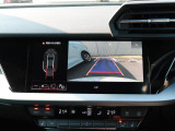 バックカメラ駐車時、後退時に後方を確認する事ができる安全快適装備になります映像だけでなくセンサーにより障害物の距離もドライバーに直感的に伝えてくれる機能になります。