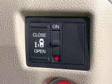 【パワースライドドア】スマートキーや運転席のスイッチでスライドドアの開閉が可能♪電動だから力を入れてドアを開ける必要が無く、小さいお子様でも、重い荷物を持っている時もラクに開け閉めできます♪