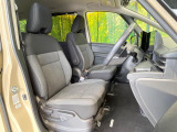 運転席シート廻りは使用感も少なく、良好な状態となっています。丁寧に使われていたことがよくわかりますね。