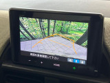 【バックカメラ】駐車時に後方がリアルタイム映像で確認できます。大型商業施設や立体駐車場での駐車時や、夜間のバック時に大活躍!運転スキルに関わらず、今や必須となった装備のひとつです!