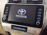 【メーカー純正ナビ】インテリアに溶け込むスタイリッシュな「専用設計」メーカーナビを装備♪視認性や操作性など基本性能にも優れ、より上質なカーライフをお楽しみいただけます。