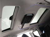 【ツインサンルーフ】サンルーフ装備車両!高級感もアップ、大人気オプション解放感溢れる快適なドライブをお楽しみください♪