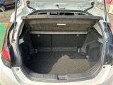 広々としたラゲージスペースを備えています。大きなものや長さのある荷物もしっかりと積み込めます。