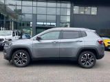 台形型ホイールアーチがJeepの特徴です。