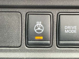 ハンドルヒーターがついてるので冬の運転も心強いです!