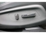 任意保険やクレジットあると便利なJAFの加入もお車のことならお任せください♪