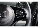 Hondaセンシングの機能のひとつ、アダプティブクルーズコントロール付!アクセルから足を離しても設定したスピードと前車との車間を保ち走行してくれます!車線維持もアシスト☆高速道路で疲労軽減ですね☆