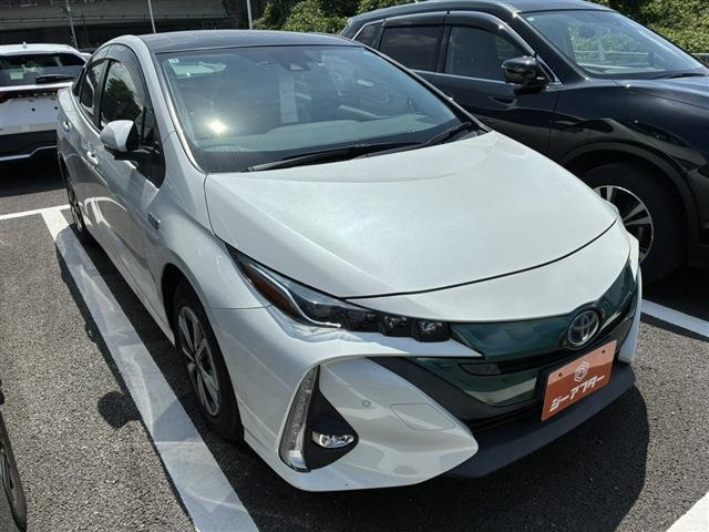 トヨタ プリウスPHV 
