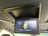 【フリップダウンモニター】家族や友人とお出かけする機会が多い方に大人気のフリップダウンモニター!大画面モニターで車内はエンタメ空間!退屈しがちな長距離ドライブも楽しい時間に変わります!