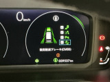 ホンダが推し進める総合先進安全装備のセンシング搭載! 衝突や斜線はみだしなどの危険が予測される時、センサーが警告。ヒューマンエラーを高度先進技術が補完してくれます。