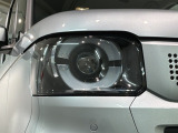LEDヘッドライトは、点灯の瞬間から最大光量を発揮し、突然暗くなるトンネルなどでの安定感を高めます。
