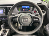 【ステアリングスイッチ】運転中、前方から目線をそらすことなく、オーディオ等の操作が可能な便利機能!安心&快適なドライブを演出してくれます♪