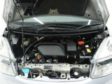 ◆エンジンルーム◆車の心臓部分のエンジンルームが汚いとトラブルの基になります。当店は専用の液剤を使って徹底的に綺麗にします。