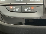 運転席/助手席シートヒーターで寒い日もすぐに温かくなり快適に過ごせます。2段階の温度調整が可能です