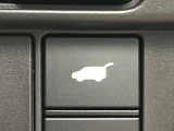 【パワーバックドア】スマートキーや運転席のボタンを押すだけでリアゲートが自動で開閉します!荷物を持っている時や、高い位置にあるバックドアを閉める際に便利な機能です♪