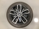 当社にてデモ走行時に装着していたワンシーズン使用の中古スタットレスタイヤ+ホイール4本セットを用意致しました。(2024年製、タイヤ+ホイールは現状渡し、保証対象外です)