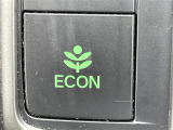 ◆【ECONモード(イーコン)】クルマの動きを管理するシステムです。燃費を優先に自動制御されるもので、低燃費走行を自然にできるようになります。