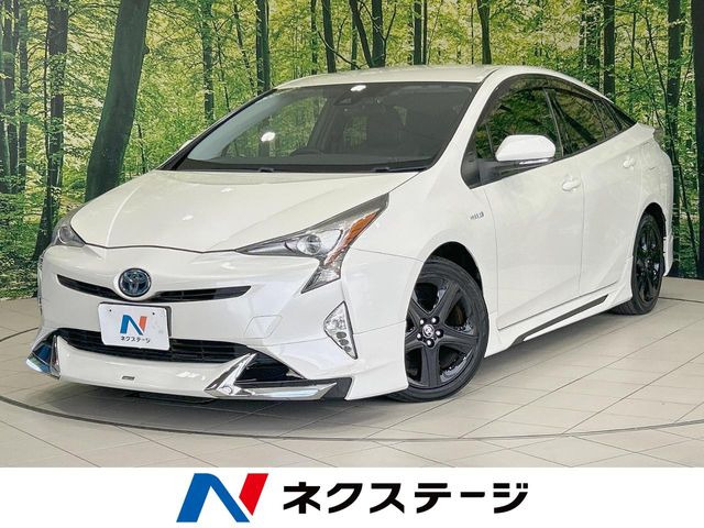 トヨタ プリウス 