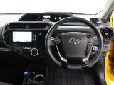 運転席廻りです。