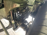 お車を安心してお乗りいただく為には、足回りの定期点検が欠かせません。サービスサポート(有償保証)では無料点検もご提供しており、安心のカーライフをお過ごしいただけるサポート体制が整っています。