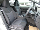 視界がよく運転性のよいフロントヒーターシート