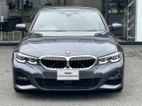 サービスにはドイツ本国と同様に教育と訓練を受け、BMWを知り尽くした「マイスターメカニック」が数多く在籍しております。納車前点検整備で、お客様に安心と安全をお届けいたします。