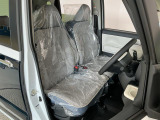 【運転席・助手席】内装ルームクリーニング済みです。しっかり綺麗にしていますので、是非、お確かめください。車に自信があるからこそ、是非一度ご来店頂き内外装も見てもらえると幸いです。