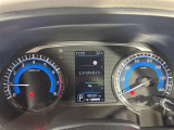 【スピードメーター】メーターがシンプルで見やすく運転しやすいですね!