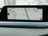 マツダコネクトの8.8インチワイドセンターディスプレイです。『Android Auto』『Apple CarPlay』や独自のコネクテッドサービスに対応したインターフェイスシステムです。