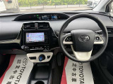 主な装備は、トヨタセーフティセンス、カーナビ、バックモニター、寒冷地仕様となっております。