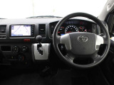 運転席廻りです。