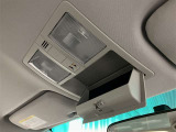 この度は数多くある掲載車の中から当店のお車をご覧頂き誠にありがとうございます。お写真では分かりづらい外装や内装状態は、いつでもお問合せください。スタッフが分かりやすくご説明ご案内させて頂きます。
