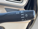 【 オートライト 】オートライトなのでライトの点け忘れを気にすることなく運転が出来ます♪//