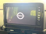 【大画面ナビ】人気の大型9インチナビを装備。存在感のある大画面はインパクト大!ナビ利用時のマップ表示は見やすく、テレビやDVDは臨場感がアップ!いつものドライブがグッと楽しくなります♪