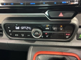 フロント両席にはシートヒーターが付いています!寒い日に便利な装備ですね。